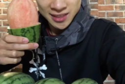 爱可可网红吃瓜视频,揭秘娱乐圈幕后故事